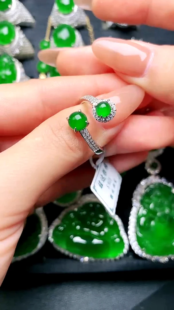 【闪购商品】翡翠戒指银S925镶嵌女戒