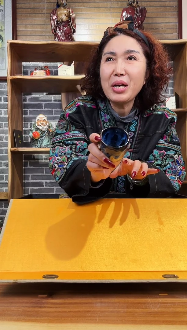 【闪购商品】生肖杯黄志伟老师生肖杯