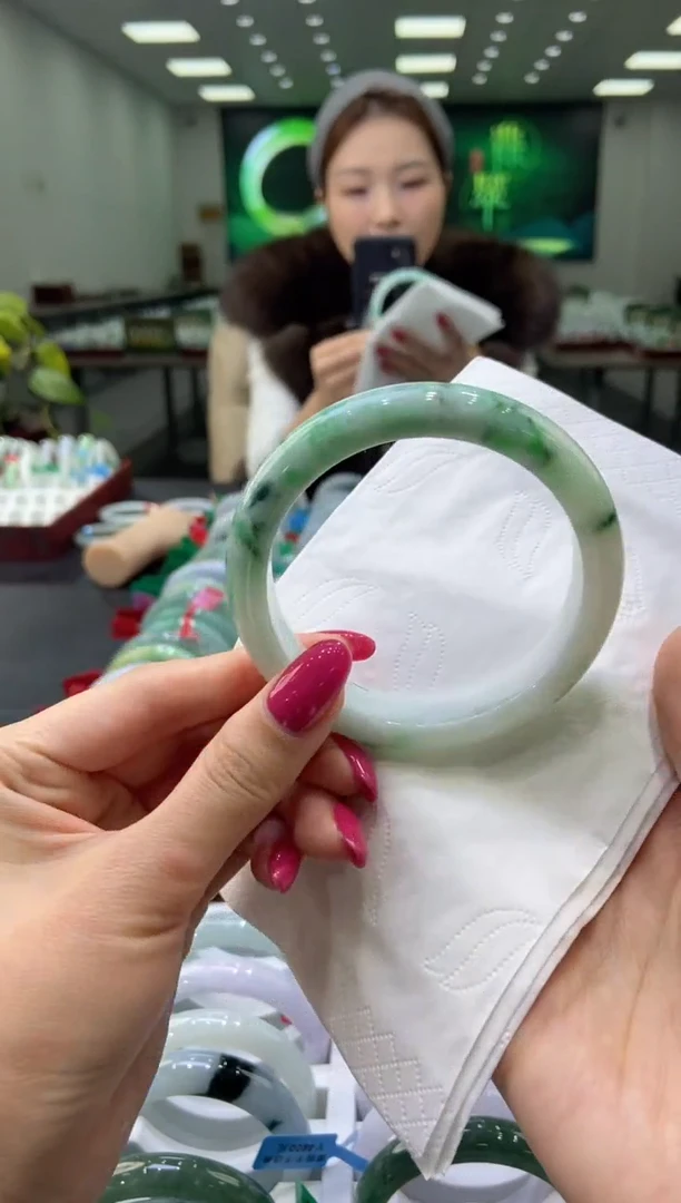 未镶嵌手镯翡翠0058001