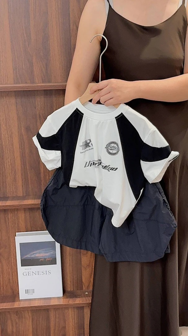 《夏上新》潮酷穿搭男童女童25XL1407撞色字母短袖T中小童运动半袖t