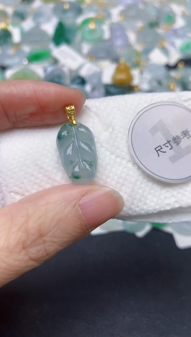 颈饰未镶嵌翡翠天然缅甸A货翡翠
