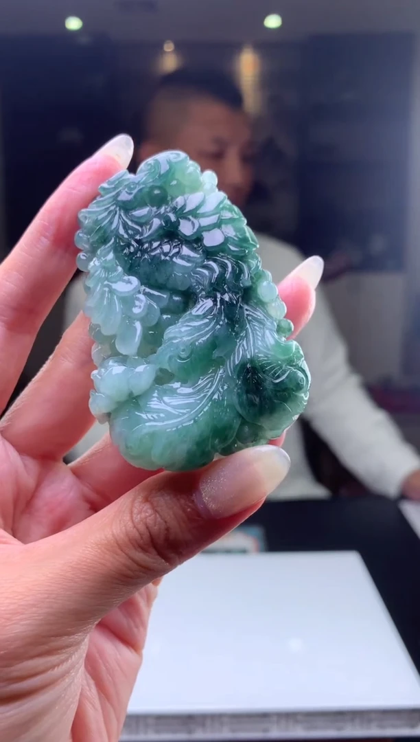 【闪购商品】定制翡翠未镶嵌挂件发货（拍一发一）