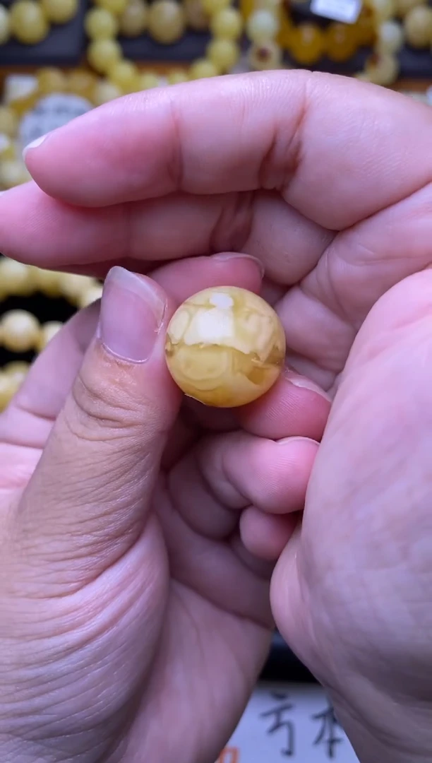 裸石琥珀未镶嵌大小姐珠宝严选18