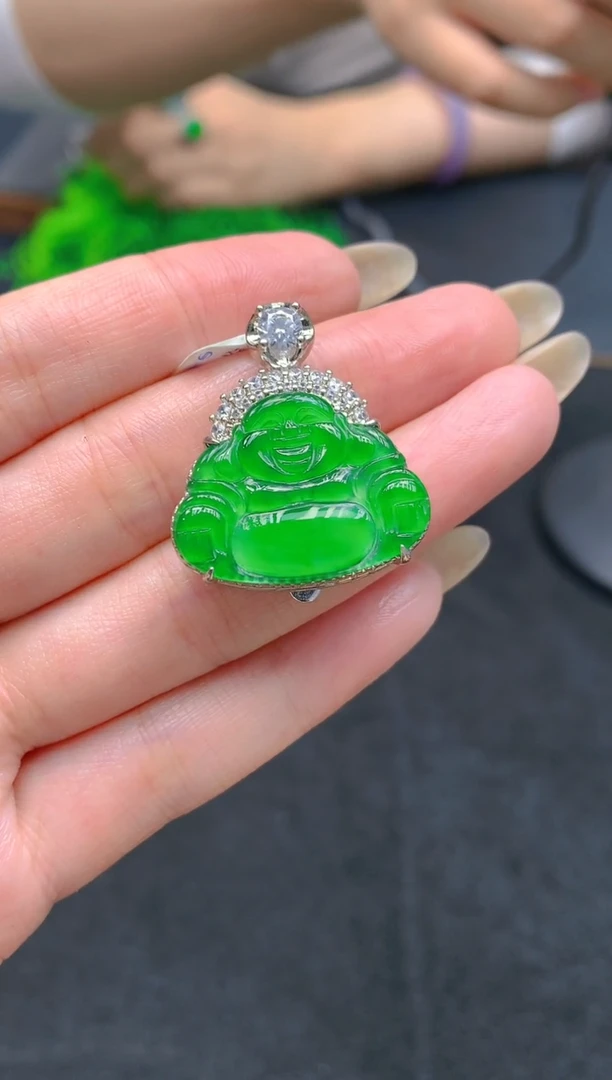 翡翠未镶嵌颈饰天然A货翡翠