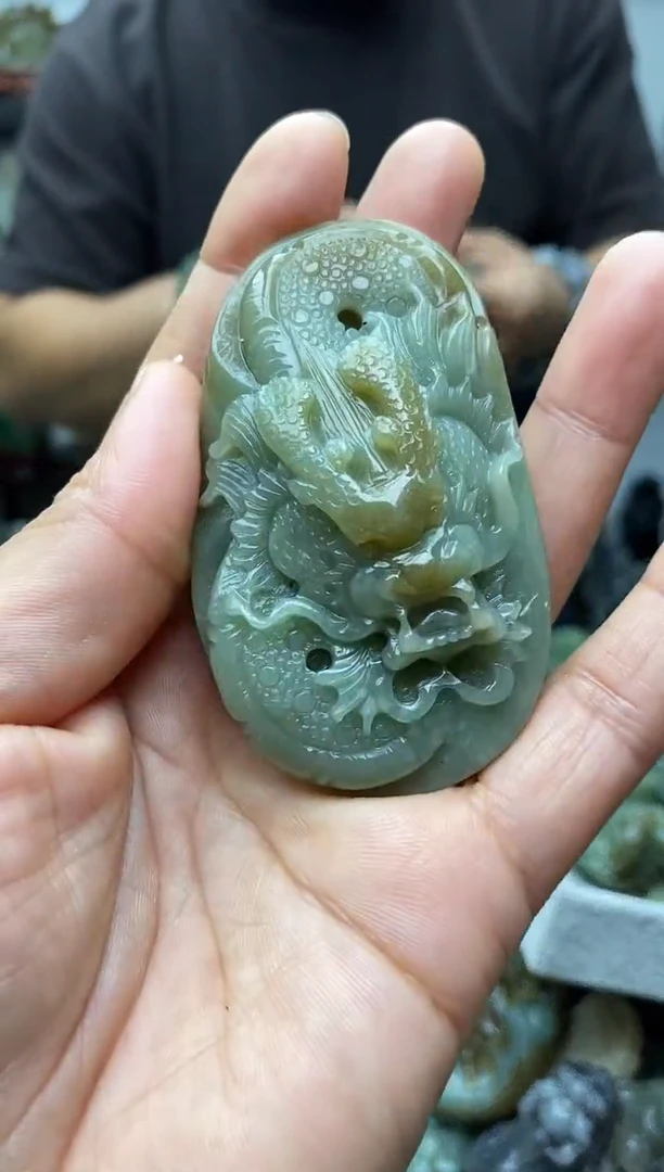 未镶嵌和田玉把件1