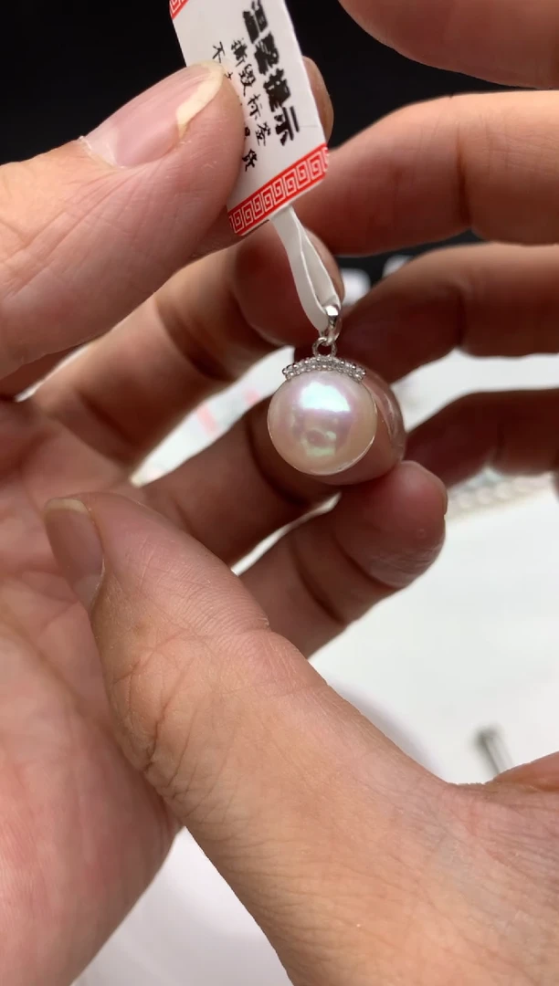 银S925镶嵌ff淡水珍珠白珠吊坠(赠链）
