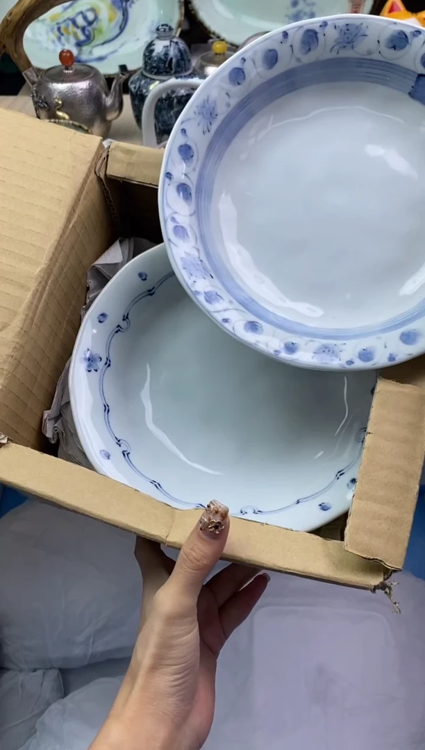 【闪购商品】瓷片隆莲瓷器欢迎大家