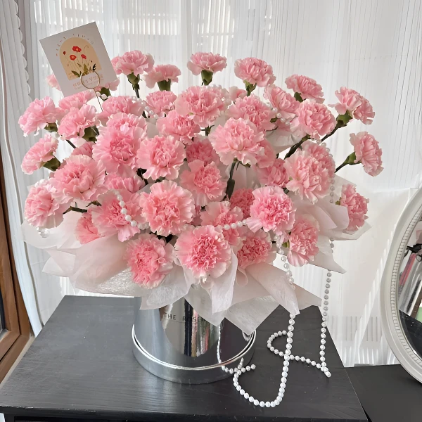 【幸福时光】52朵粉色康乃馨抱抱桶送妈妈送长辈生日鲜花礼物