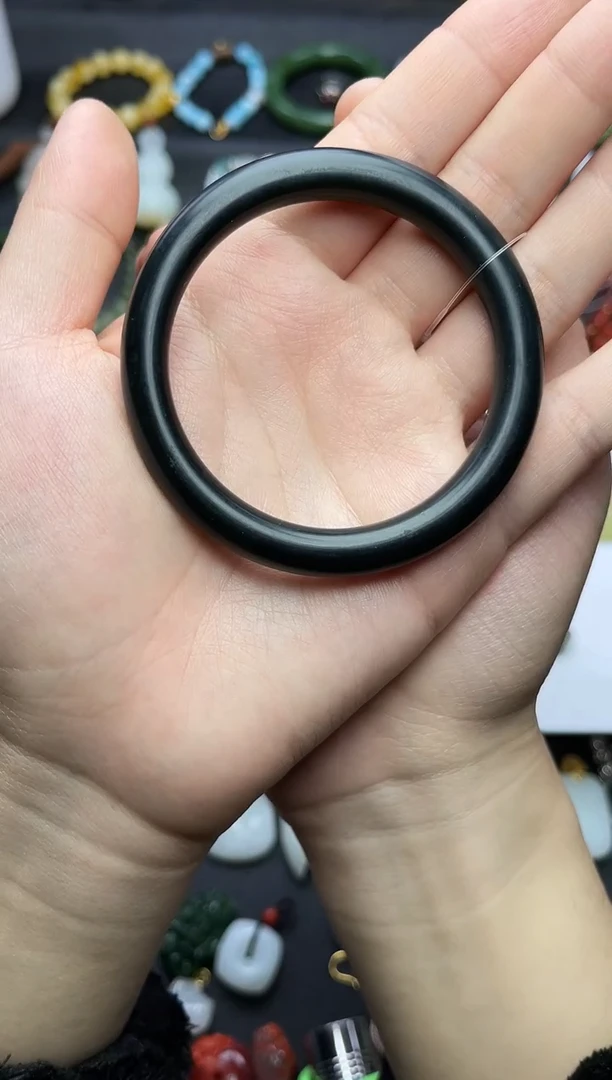 未镶嵌手镯和田玉圆条55圈口06