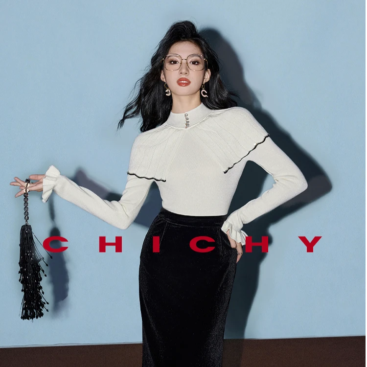 【尚雅】CHICHY披肩半高领毛针织衫白色修身上衣CW0D002244