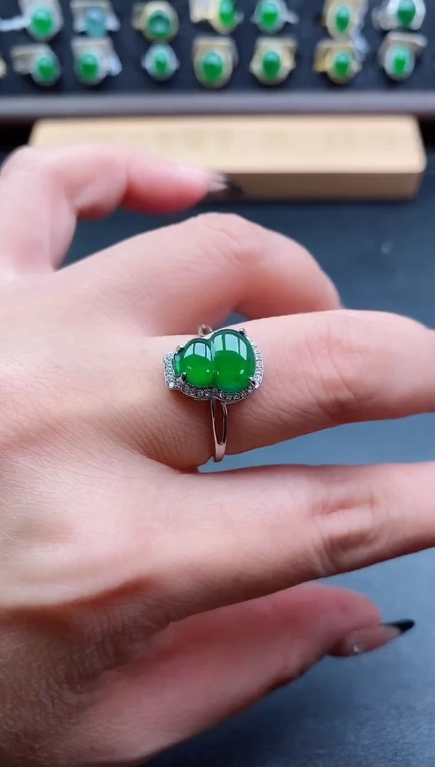 银S925镶嵌戒指翡翠1