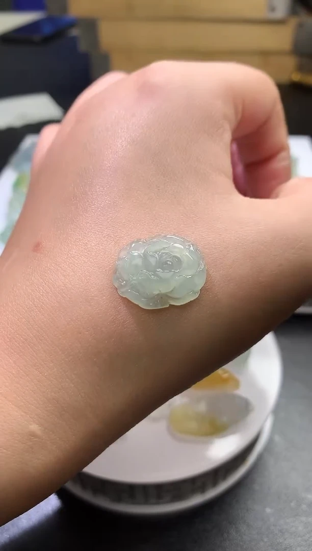 未镶嵌定制翡翠毛货