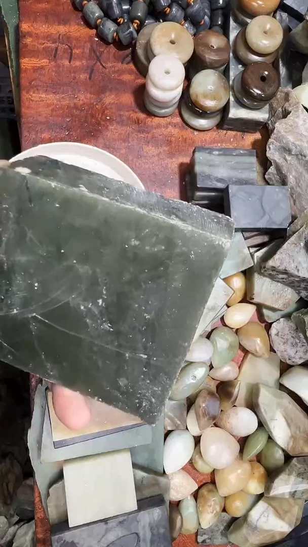 未镶嵌和田玉珠宝半成品1