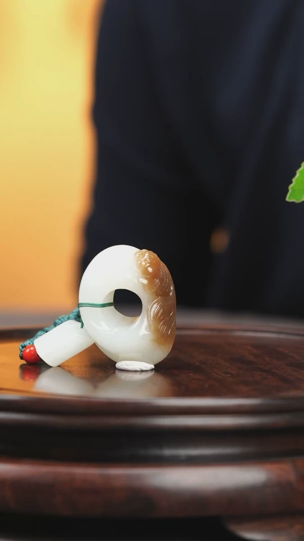 未镶嵌和田玉挂件