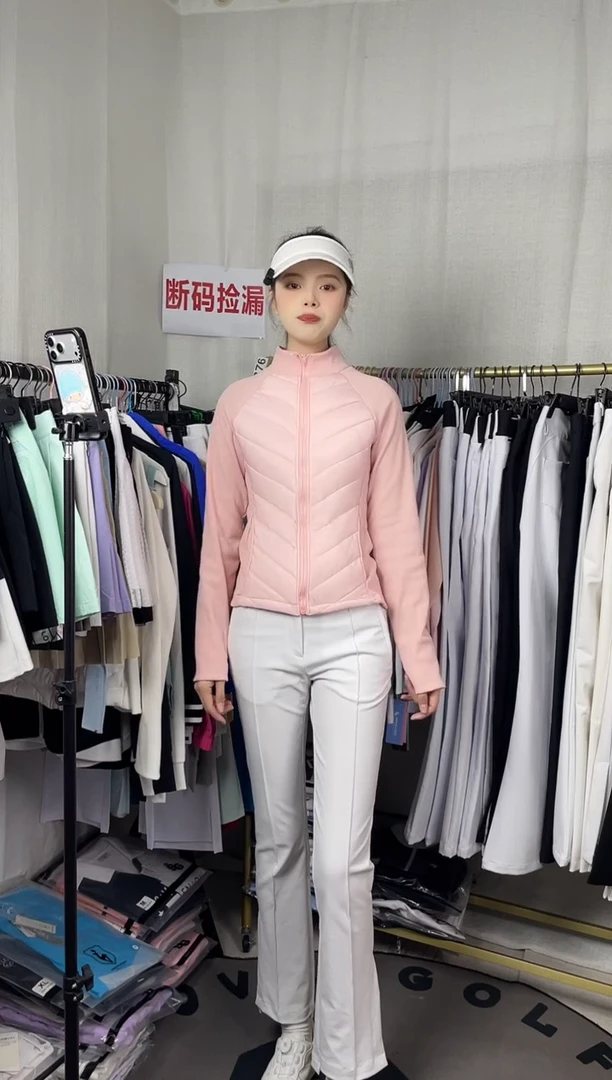 高尔夫浅粉色外套M码
