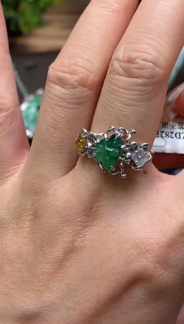 颈饰银S925镶嵌翡翠净货14040