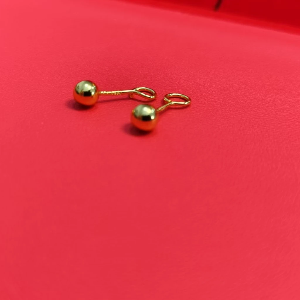 足银耳饰 经典时尚耳钉简约亮面百搭送女友轻奢气质女款