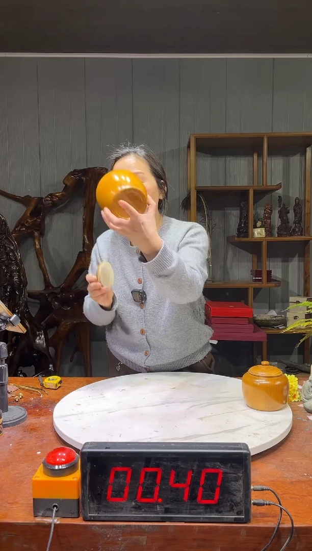 【闪购商品】阴沉木木雕金丝楠茶叶罐