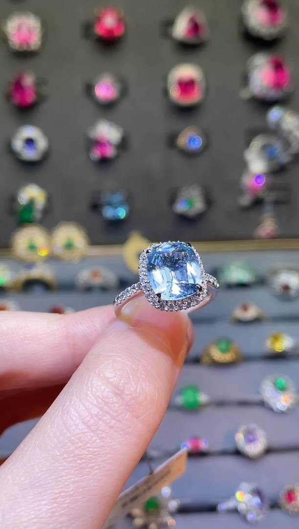 海蓝宝石戒圈18K金镶嵌2.8ct