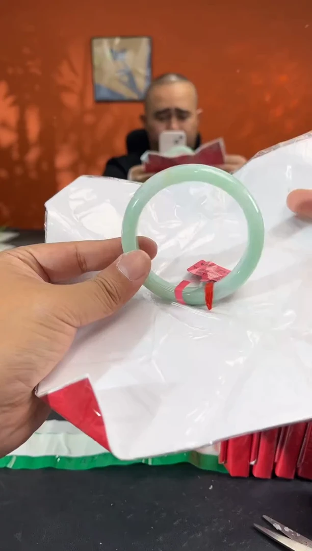 未镶嵌手镯翡翠10