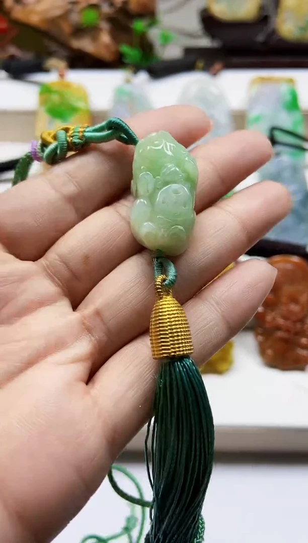 颈饰未镶嵌翡翠翡翠A货多样发