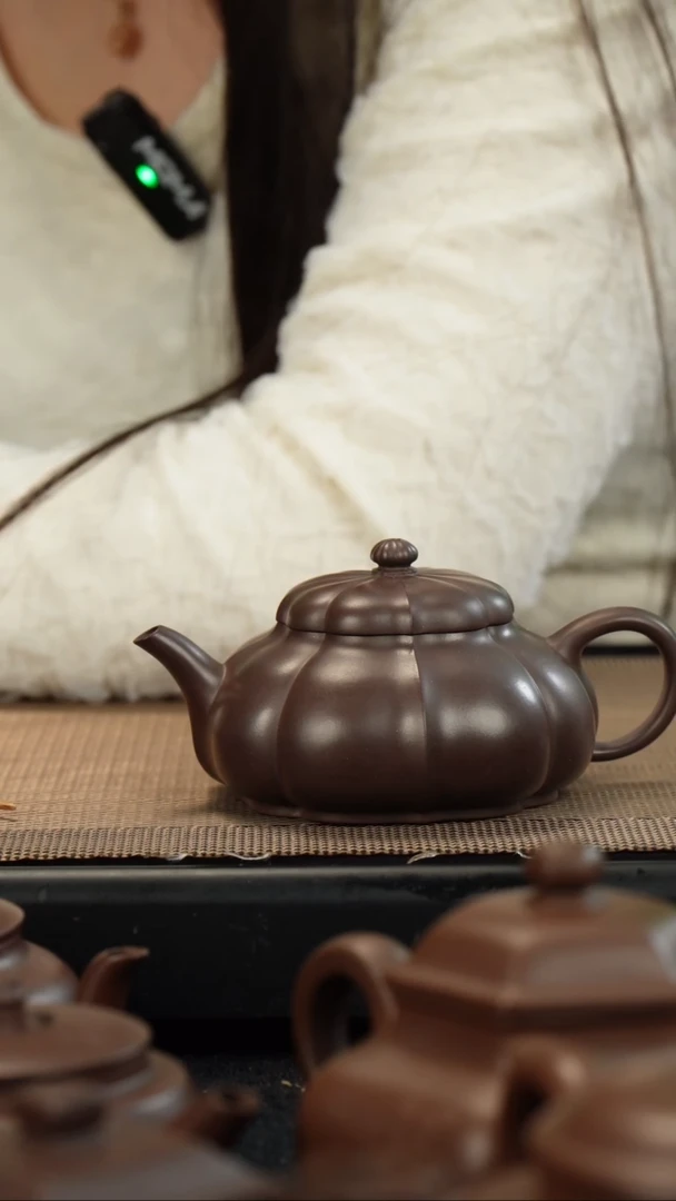 【闪购商品】紫砂茶壶老紫泥筋纹曼秋