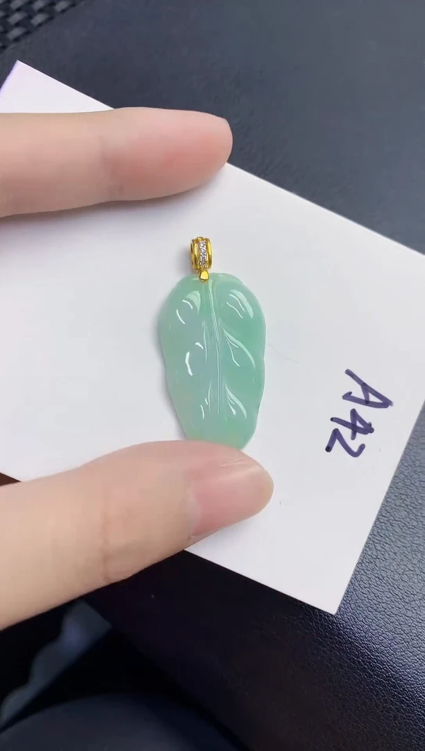 颈饰未镶嵌翡翠天然翡翠缅甸A货