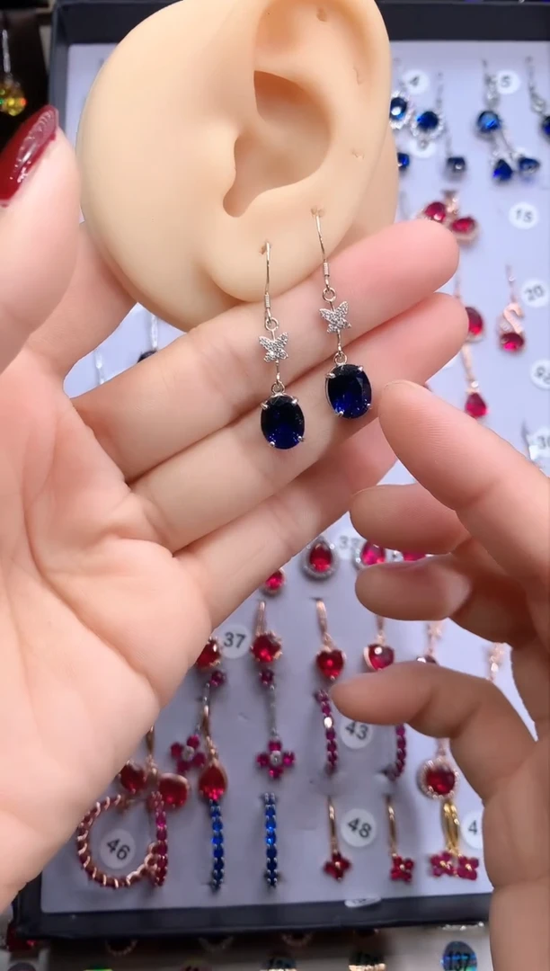 【闪购商品】蓝宝石耳饰银S925镶嵌银色