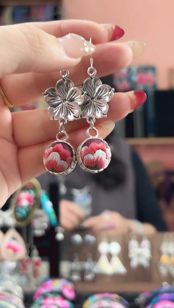 织绣艺枝独绣手工饰品103