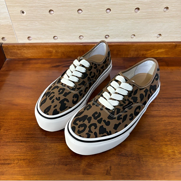 Thawanda男女同款系带帆布TH2523豹纹软木层底增高低帮硫化板鞋