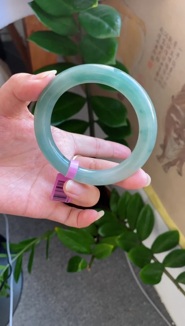 【闪购商品】翡翠手镯未镶嵌（血漏必买）湖水绿圆条14号