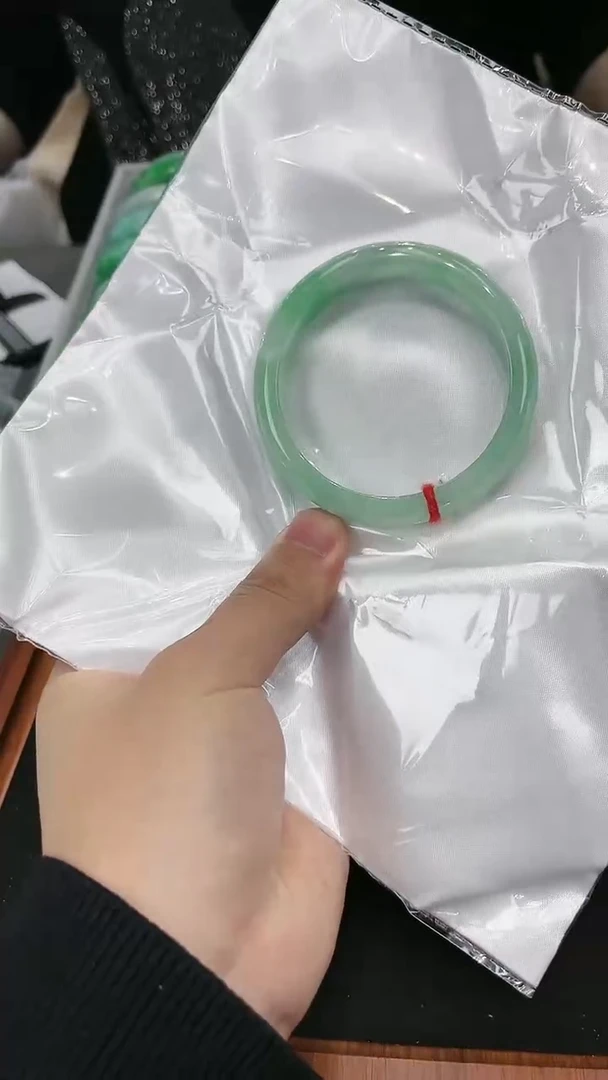 【闪购商品】砖雕s137 独货手镯 圈口59