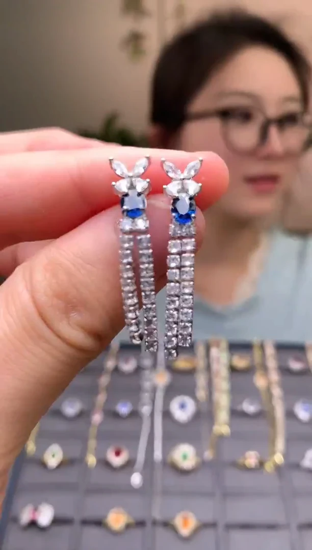 耳饰蓝宝石银S925镶嵌耳饰