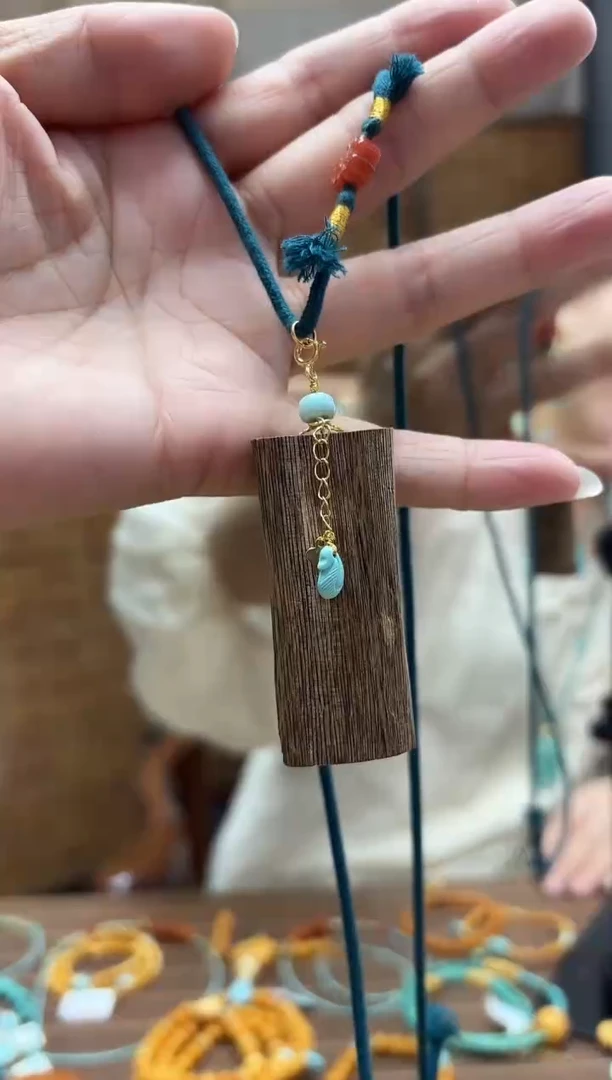 未镶嵌绿松石颈饰项链