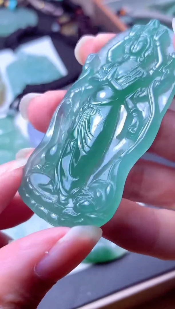 颈饰未镶嵌翡翠天然A货翡翠