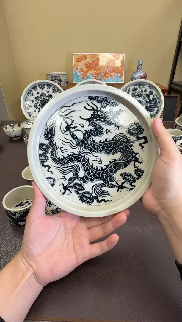 二号釉1351龙纹壶承二号釉