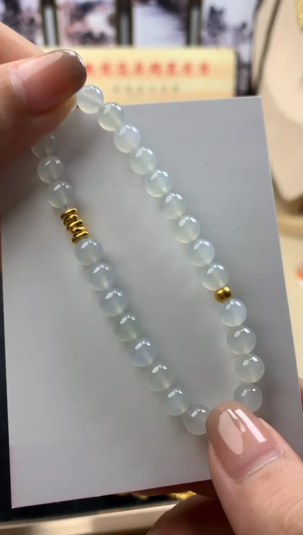 颈饰未镶嵌翡翠///////////
