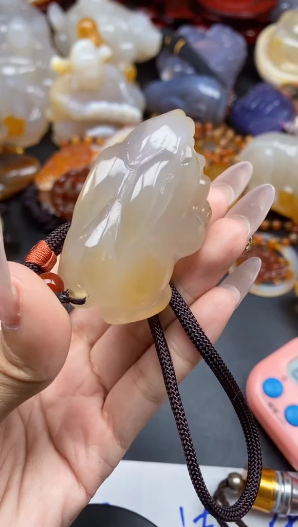 【闪购商品】玛瑙/玉髓颈饰未镶嵌ll