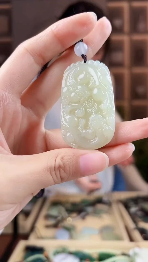 颈饰未镶嵌和田玉拍一发一，多样性发货