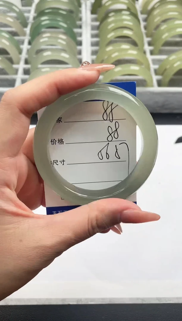 未镶嵌手镯石英质玉东陵玉