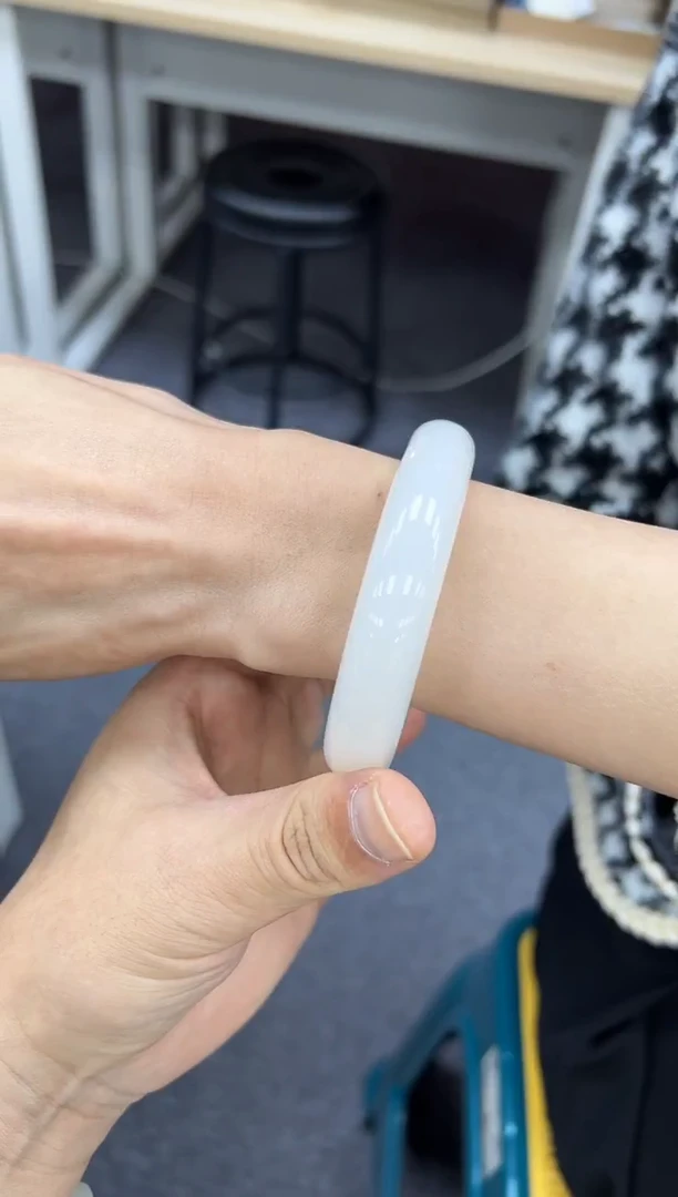 未镶嵌手镯和田玉57-48   413