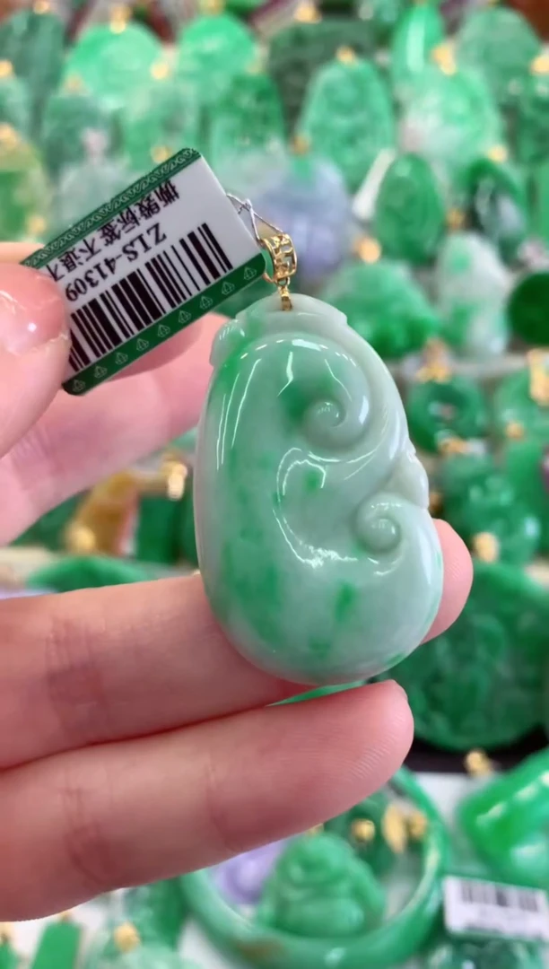 【闪购商品】翡翠吊坠(不含链)18K金镶嵌挂件