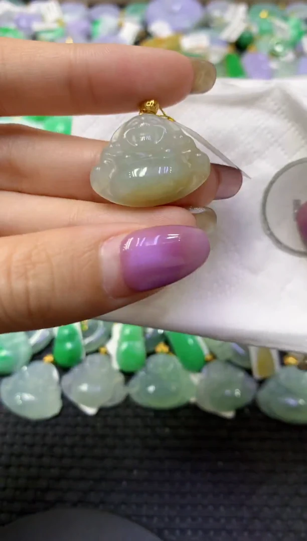 颈饰未镶嵌翡翠天然缅甸翡翠A货