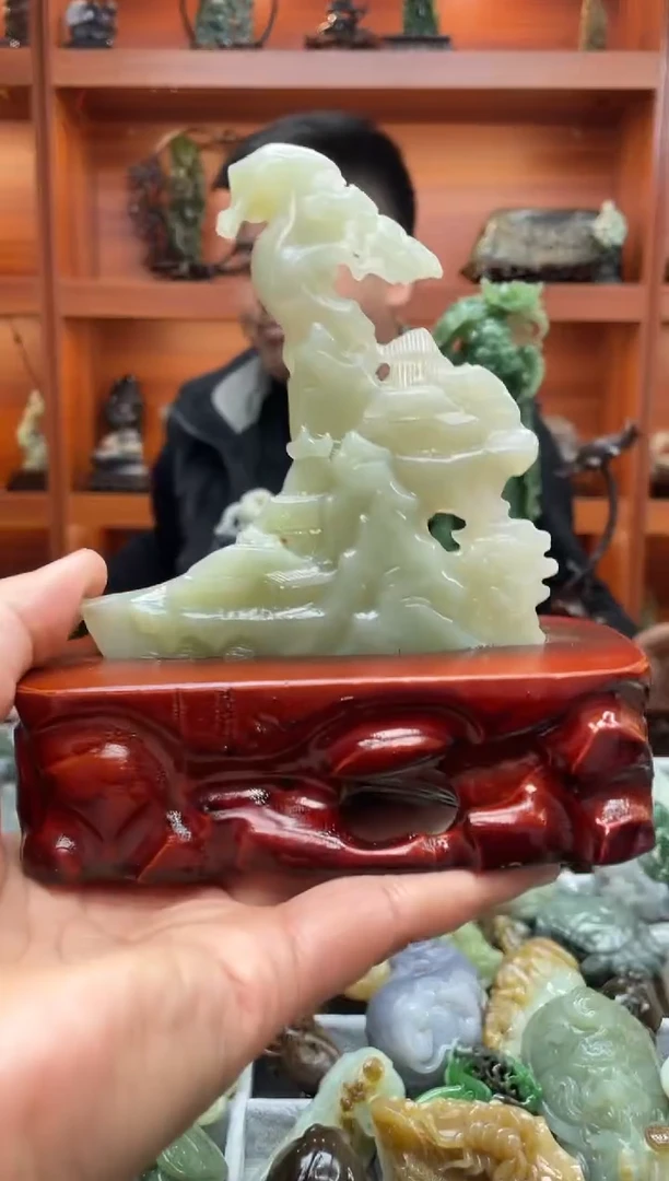 未镶嵌和田玉摆件1