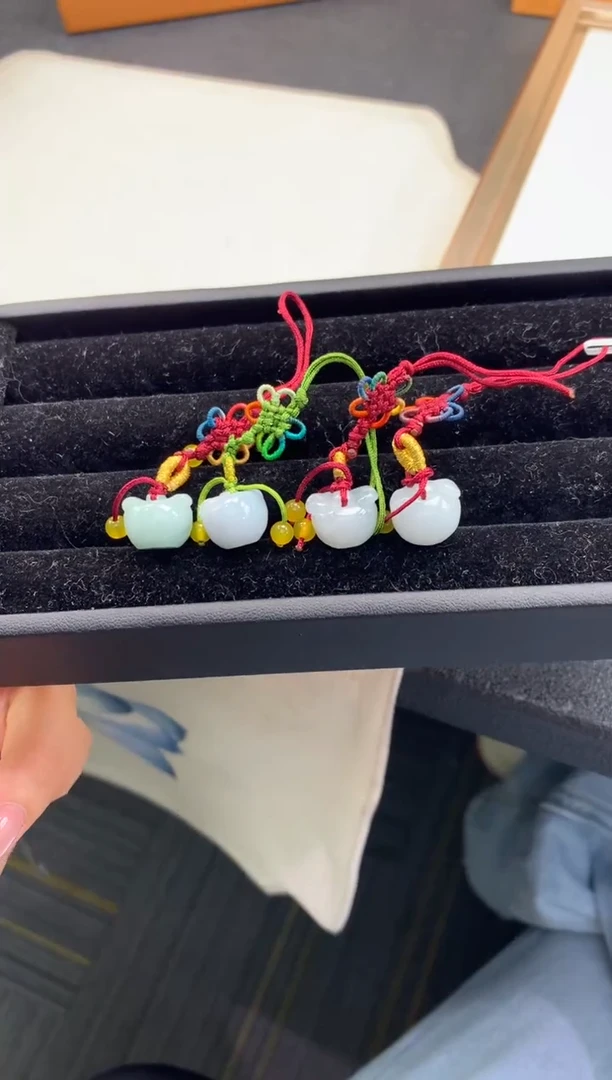 未镶嵌挂件翡翠FC267 翡翠苹果手机挂 多样性发其一