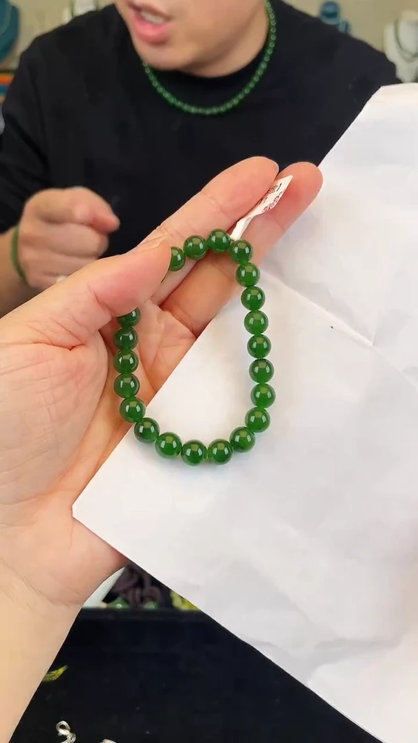 未镶嵌手串和田玉卡8