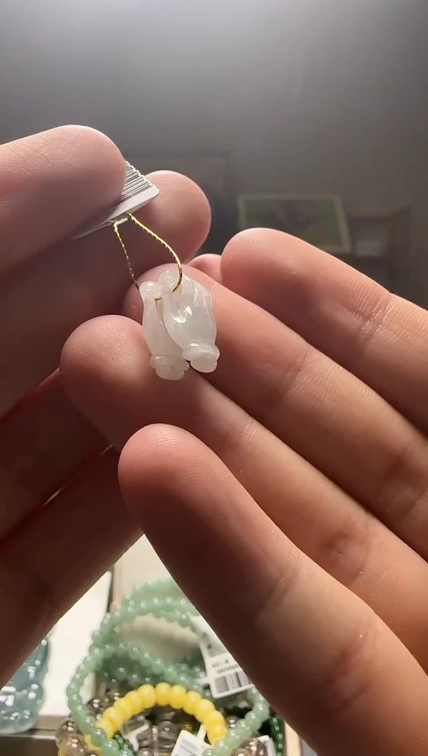 翡翠未镶嵌吊坠(不含链)天然A货翡翠佛手一对