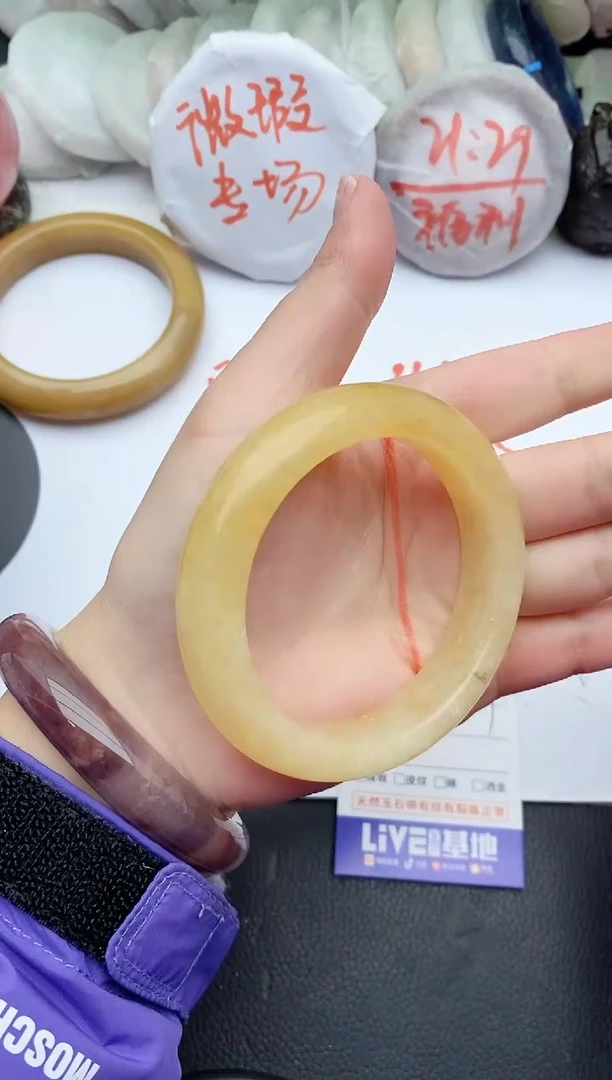 【闪购商品】石英质玉手镯未镶嵌E31+58/59