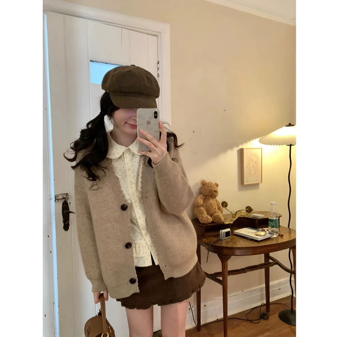 v领毛衣外套 +花边收腰衬衫+灯芯绒半身裙 Y1593+Y1592+Y1594