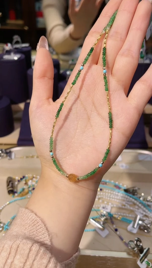 【闪购商品】石榴石（沙弗莱）颈饰18K金镶嵌沙弗莱碧玺绿松石项链